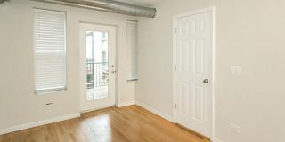 2520 W Leland Gallery 3