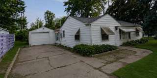 Spacious Ranch Style Home With Attached Garage in Silvis! Gallery 1