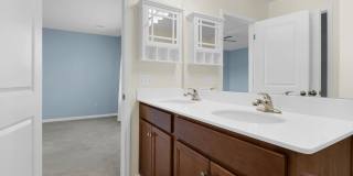 Modern Comfort & Easy Living in Ladson Gallery 19