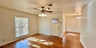 If You’ve Been Looking for Cozy, This Might Be It | 2/1 Pre-Leasing For 8/1 Gallery 3