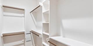 8001 SAWDUST Gallery 24