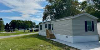1083 IN-2 Gallery 3