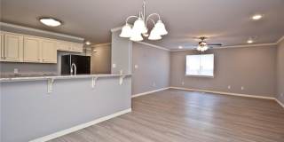 4 Bed 4.5 Bath Townhouse just mins away from the University! Gallery 8