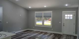 AVAILABLE NOW! 3 bed 2 bath Single Family home in Norton Shores! Gallery 7