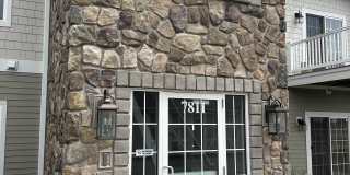 7805 Merrick Rd Gallery 2