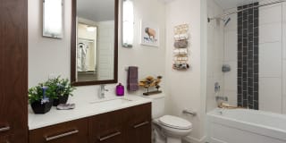 1000 Speer by Windsor Gallery 26