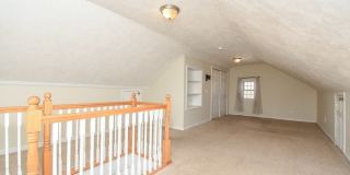 7 Hilltop Gallery 19