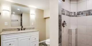 Beautiful 4BR 2BA Rambler in Roseville Gallery 27