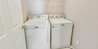 Single-family home in Kennesaw, GA near KSU, Town Center and Woodstock. Gallery 41