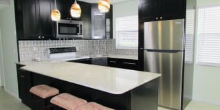 236 Newport O - 1 236 Newport O - 1 Gallery 1