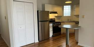 900 North Ashland Avenue Gallery 1