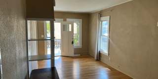 1114 W 8TH A&amp;B Gallery 12