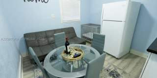 20760 NW 37th Ct Gallery 13