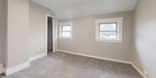 Lorain/W.73 neighborhood, updated 3 bed/1 bath single family house. Gallery 64