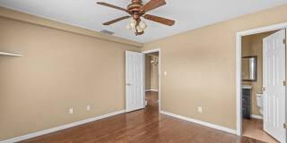 Townhouse for Rent – 2 Bed / 1 Bath Gallery 11