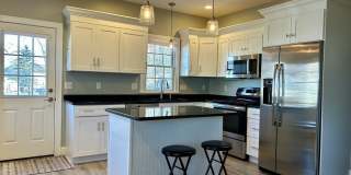 127 Bridge Street unit: 1R Gallery 1