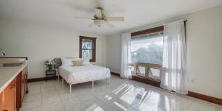 Luxury 5BR Oceanfront Home w/ Private Pool & Beach Access: Konishiki Beachhouse Luxury 5BR Oceanfront Home w/ Private Pool & Beach Access: Konishiki Beachhouse Gallery 21