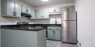 Camden Pointe Apartments Gallery 20
