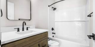 September Move In 3 bed 3 bath NEW Dixon Cottages Gallery 18