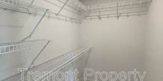 1409 East 50th Street Gallery 12