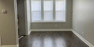 1141 W 80th St #1 1141 W 80th St #1 Gallery 1