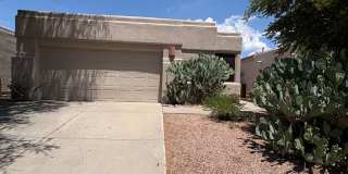 Well Maintained Home in  East Side Gated Community- 3Bd-A/C-Community Pools !! Gallery 1