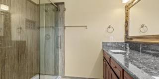 Luxury East Medford Home with 4 Bedrooms, 2 Bonus Rooms & Dual Living Areas Gallery 29