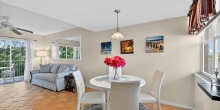 1810 New Palm Way Gallery 3