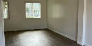 Beautiful townhome must see! ready to move in- Beautiful townhome must see! ready to move in- Gallery 7