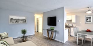 The Melrose Apartments Gallery 1