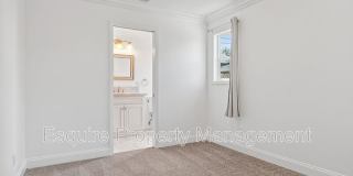 1218 N. OLIVE ST Gallery 14