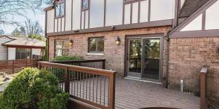 Large 5BR/3.5 Bath in Elm Heights. Available Now! Gallery 5