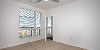 Radius Uptown Apartments Gallery 17