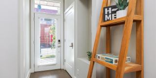 Fully furnished 1 bedroom! Gallery 14