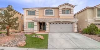 MOVE-IN READY GORGEOUS 4-BEDROOM HOME WITH POOL! MOVE-IN READY GORGEOUS 4-BEDROOM HOME WITH POOL! Gallery 1