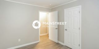 506 Sinclair Street Gallery 10