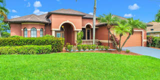 Fully Furnished Heated Pool Home Gallery 17