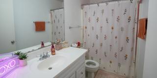 915 Burcham Drive - 915 Gallery 8