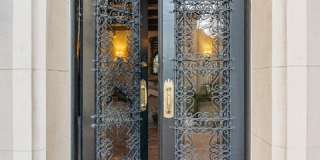 308 N Sycamore Gallery 3