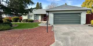 Spacious three bedroom home in desirable Windsor neighborhood! Gallery 3