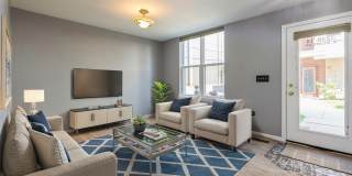 3238 N KILBOURN Avenue Gallery 6