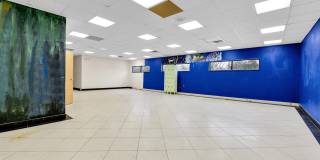 23455 Telegraph Gallery 25