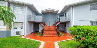1723 NE Miami Gardens Dr Gallery 19