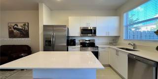 2627 SE 28th Dr Gallery 1