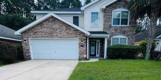 Beautiful Home with Private Wooded Backyard Beautiful Home with Private Wooded Backyard Gallery 1