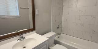 1710 Cedarhurst Gallery 21