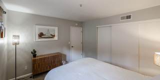 4704 E Paradise Village Parkway Gallery 21