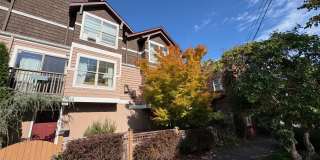 Ballard/Greenwood Townhouse Gallery 1