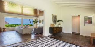 Gorgeous Oceanfront Home w/Mokulua Isle Views, Yard & AC: Lanikai Oceanside Gallery 1