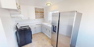 Large 2BD/1BA Upstairs Unit Large 2BD/1BA Upstairs Unit Gallery 3